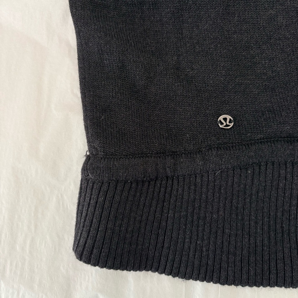 Lululemon | Sweet Savasana Pullover Sweater | Sz 4 | Heathered Black | EUC - Picture 12 of 14